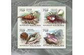 Togo - Shells In Art and Architecture - 4 Stamp Set 20H-396  (ebay) s. 10 $ / collag